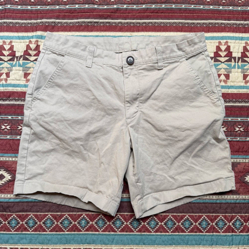 Chubbies Men's Tan 7” Casual Shorts size 32